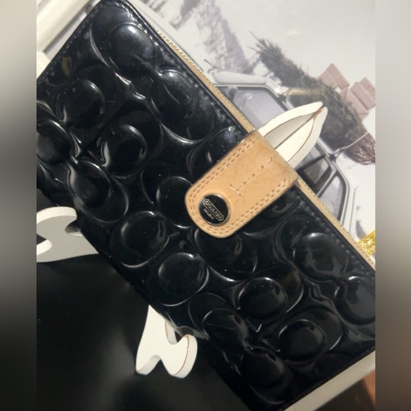 COACH Bag and Wallet Set - Picture 4 of 8